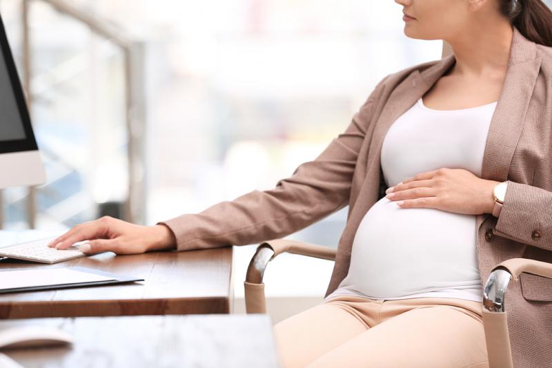Les droits des femmes enceintes lors du processus d’embauche et d’avancement - FPB Avocats